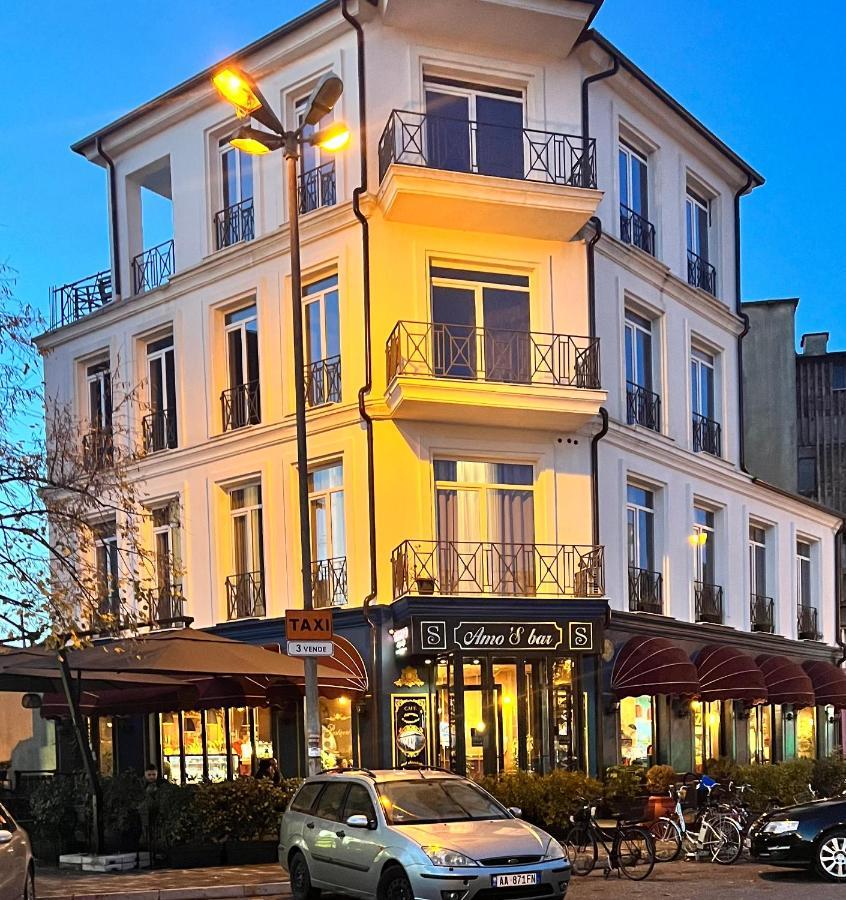Amo'S Hotel Shkodër Екстериор снимка