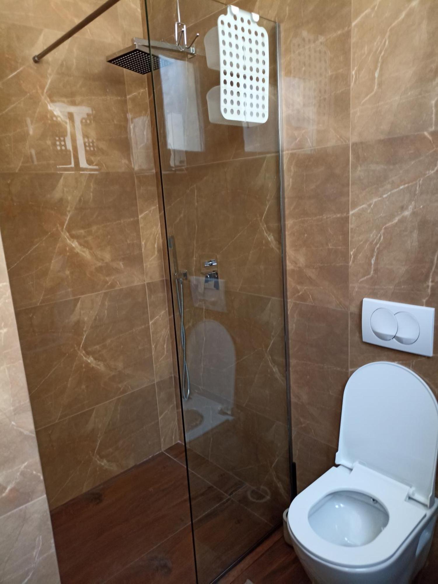 Amo'S Hotel Shkodër Екстериор снимка