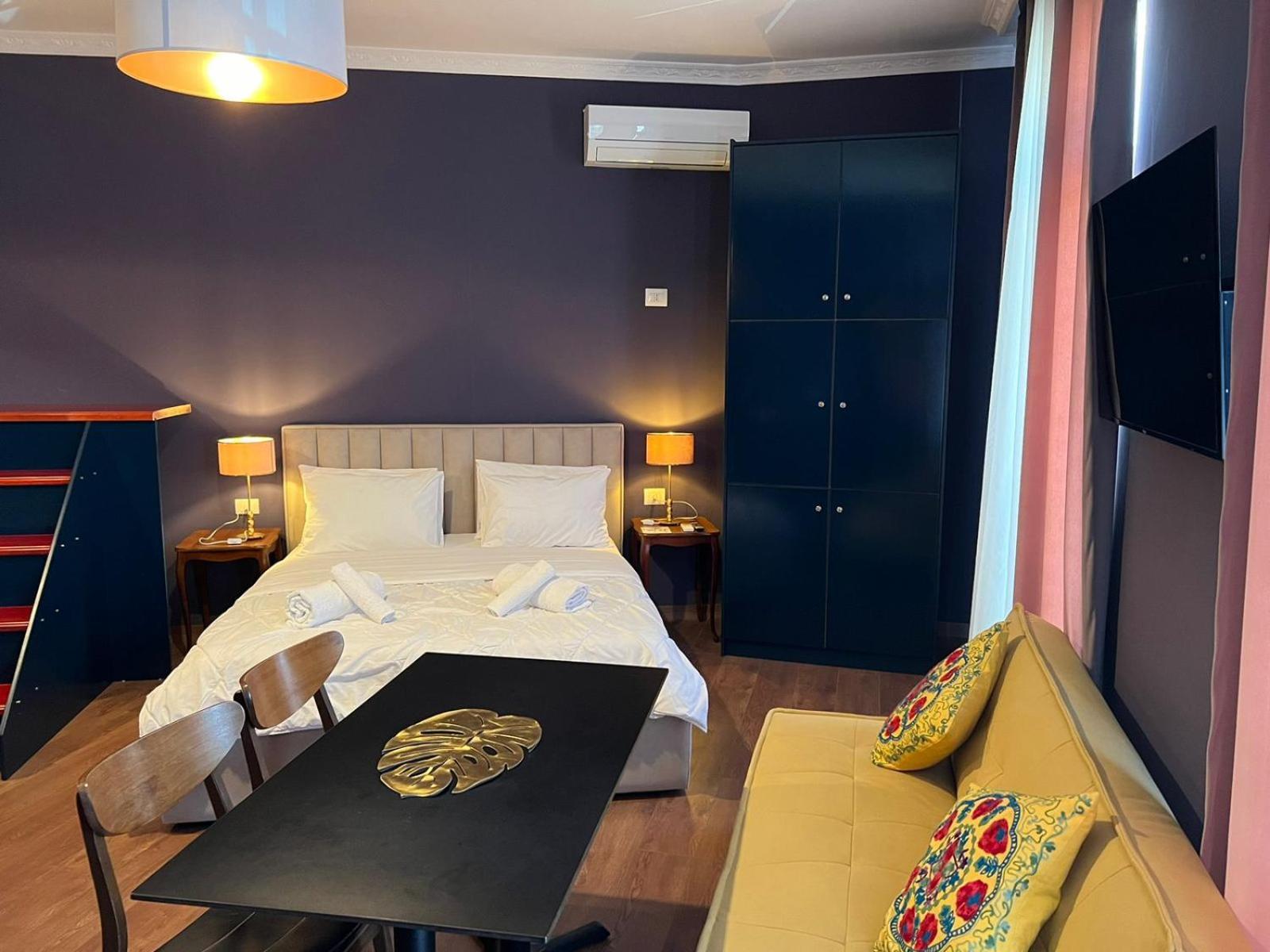 Amo'S Hotel Shkodër Екстериор снимка